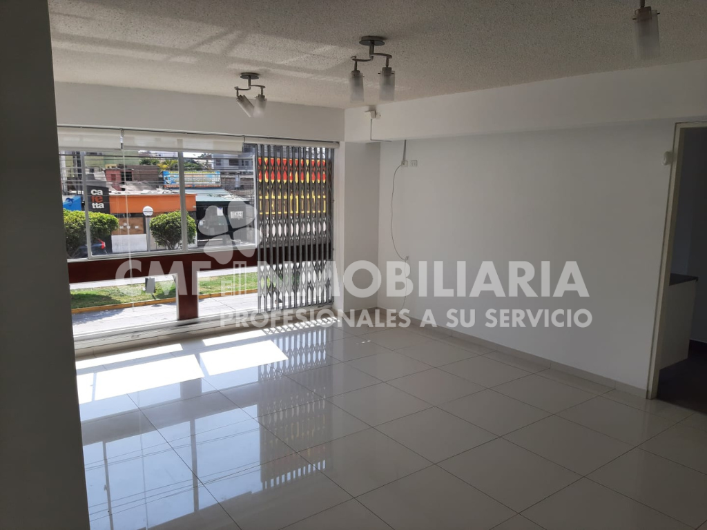 Vendo Lindo Departamento en Segundo Piso en San Miguel